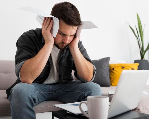 100 Financial Questions to Ask Yourself
